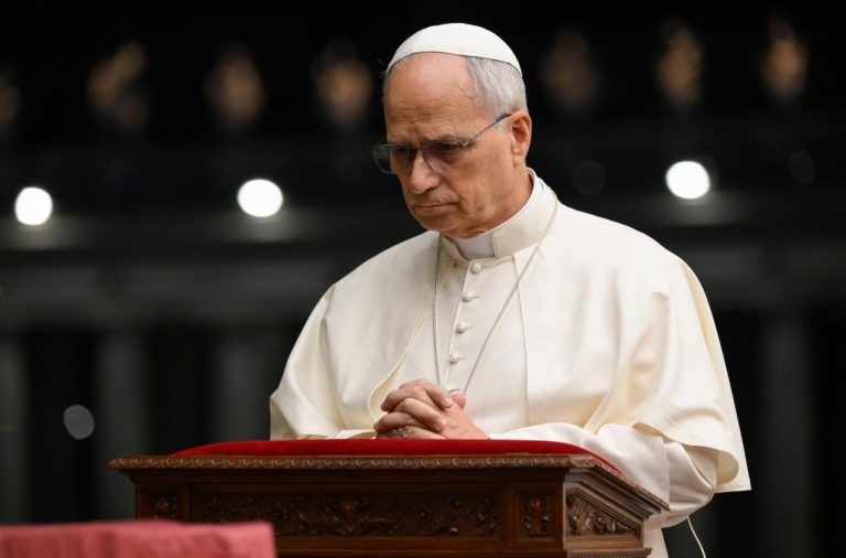 El Papa encomienda a la misericordia de Dios a las víctimas del naufragio en el lago Kariba en Zimbabue