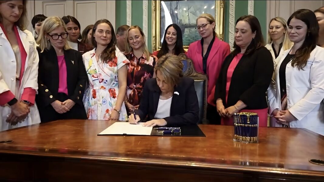 Aborto hasta el nacimiento: Massachusetts elimina los límites médicos después de las 24 semanas