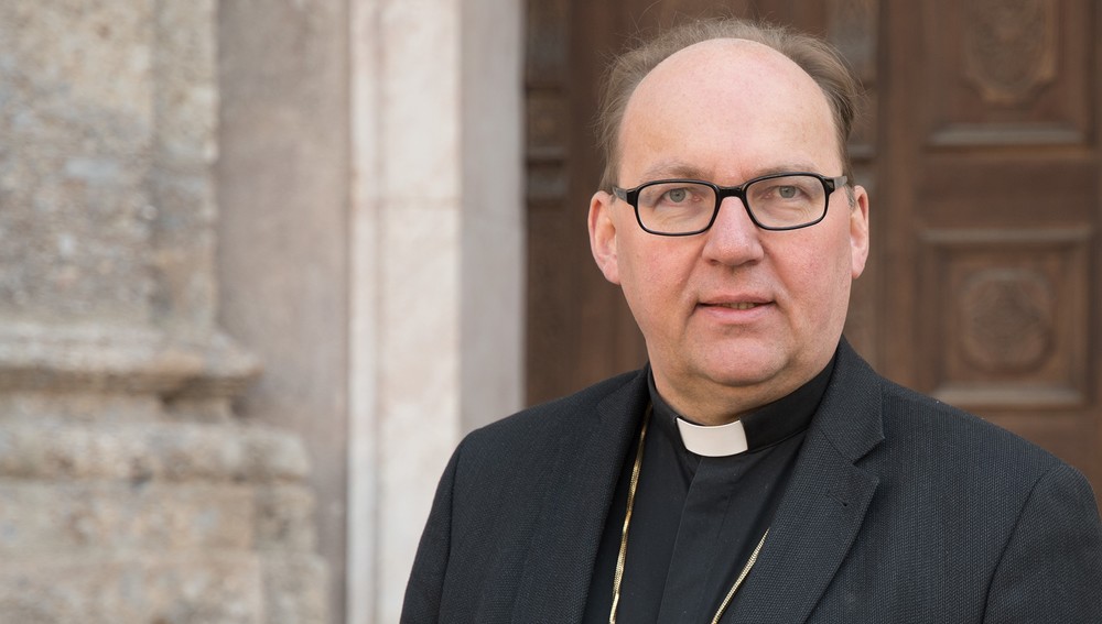 El obispo austriaco de Innsbruck denuncia una supuesta «infiltración» de la derecha en organizaciones provida