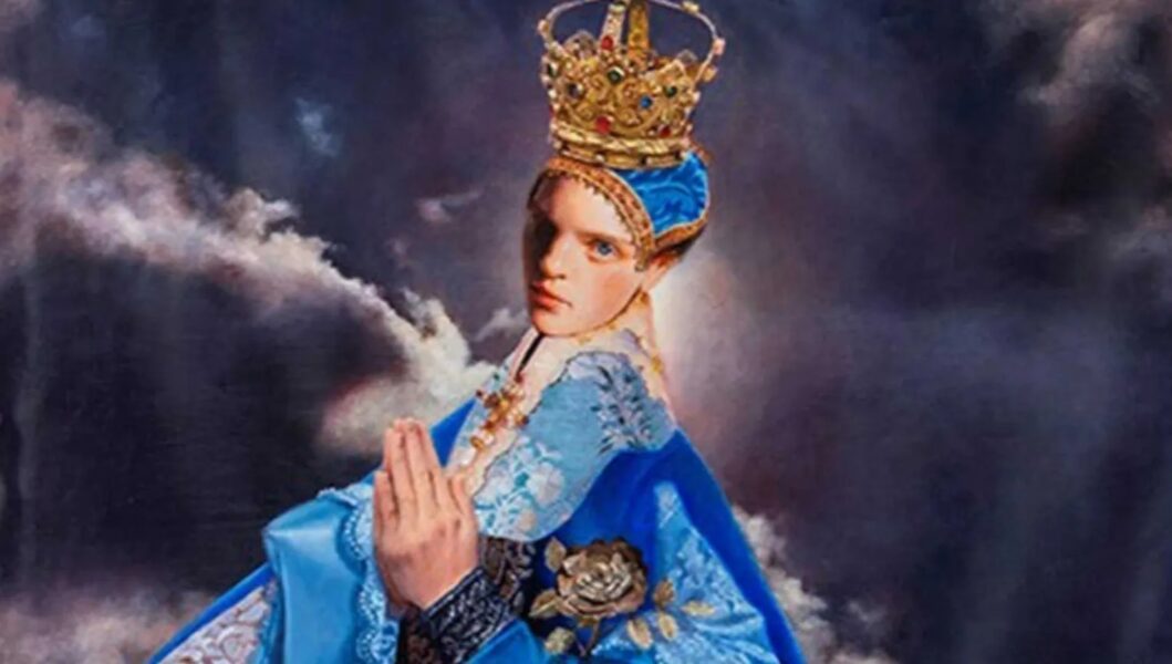 Polémica en Siena por una representación de la Virgen de rasgos andróginos en el Palio de la Asunción