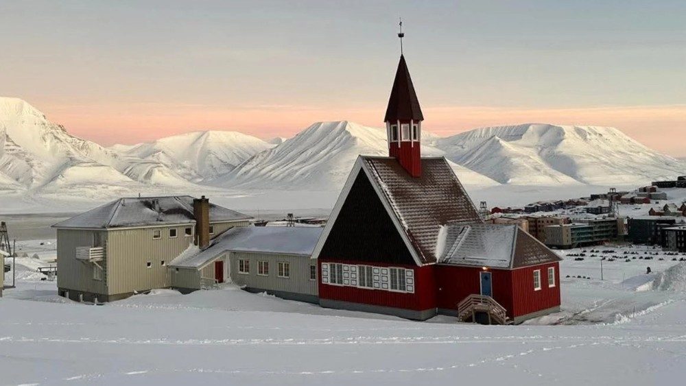 De 1926 a 2026: Mons. Varden celebra cien años desde la primera Misa católica en las Svalbard