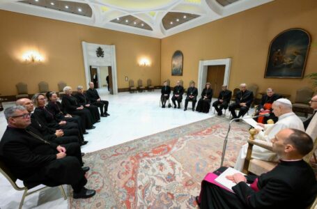 El Papa recibe a los luteranos de Noruega y pide buscar «caminos concretos de reconciliación»