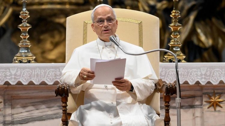 El Papa recuerda que «la liturgia es la primera escuela de la vida espiritual»