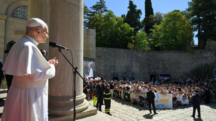 De la defensa de la vida a los «negocios de la muerte»: las frases de León XIV en San Marino y Rímini