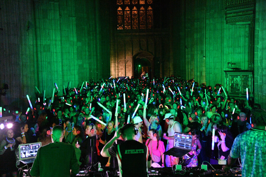 Canterbury volvió a convertir su catedral en discoteca, esta vez el día de la Asunción