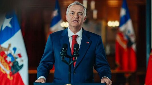 Kast y «Escucha su corazón»: ¿renuncia provida o realismo ante un Congreso sin mayoría segura?