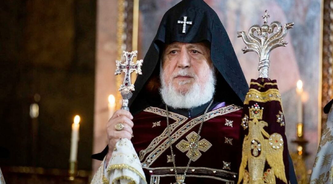 El Gobierno de Armenia incluye en su programa la destitución de Karekin II y la «reforma» de la Iglesia Apostólica