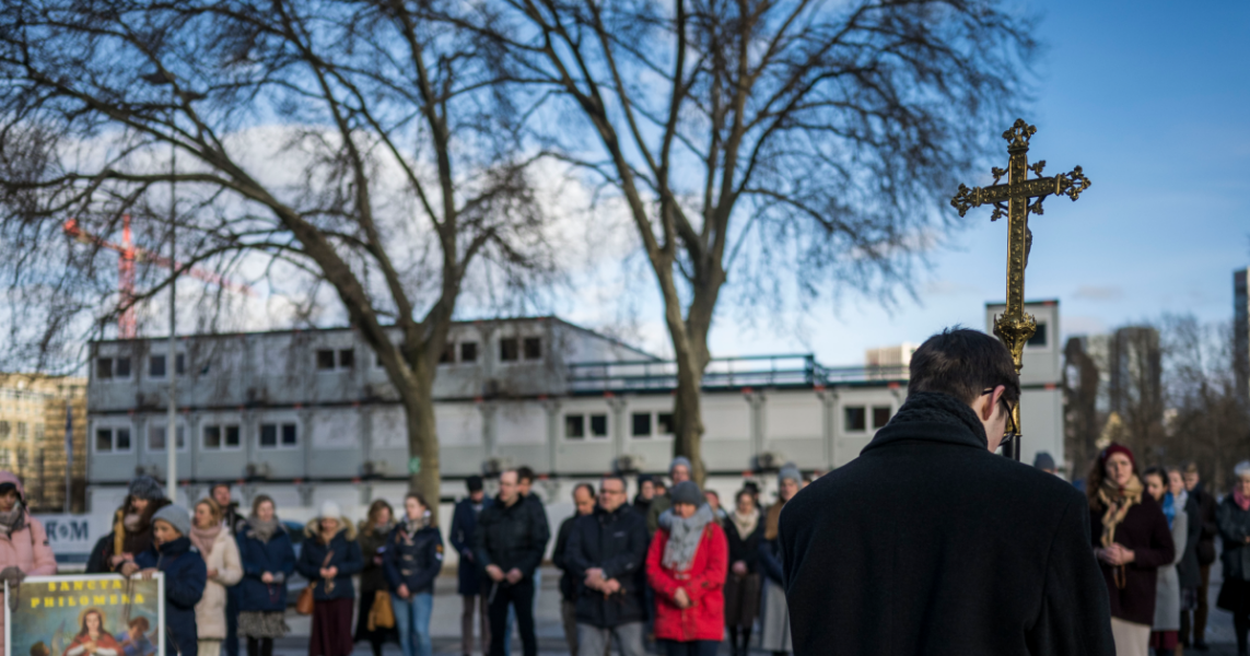 "Jesus is not a prime minister": German Catholics protest against the democratization of the Church