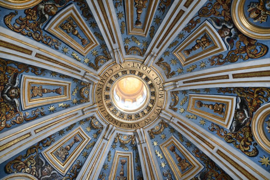 San Pedro recupera los mosaicos de la Capilla Clementina tras más de un año de restauración