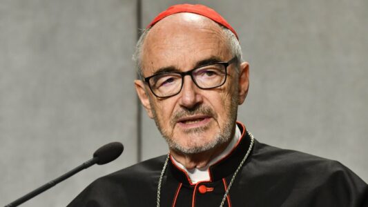 Czerny pide avanzar en la inculturación y pregunta qué lugar tienen las «espiritualidades» indígenas en la Iglesia