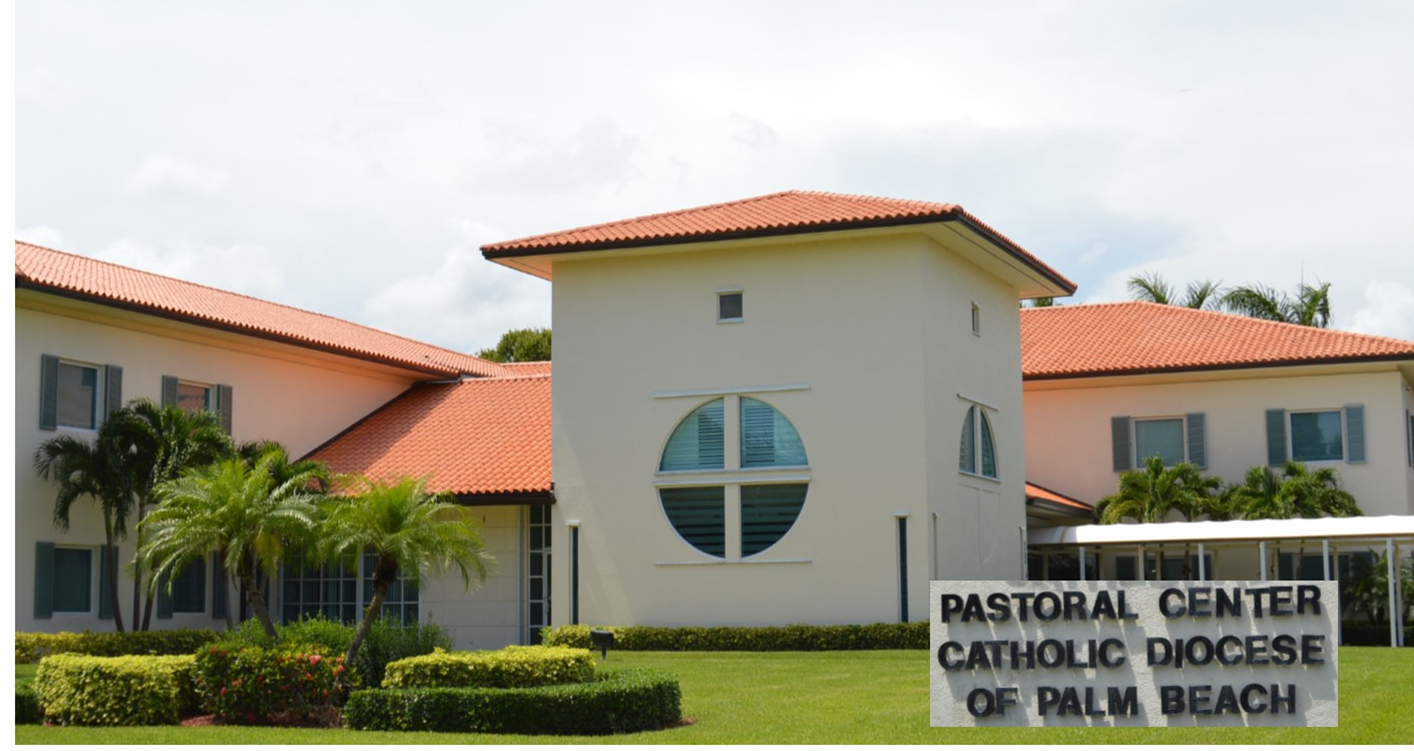 Palm Beach removes a priest whom its investigation attributes with abuse and embezzlement – INFOVATICANA