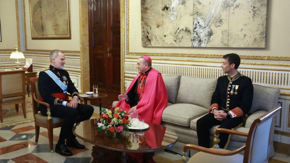La prensa italiana señala al Nuncio en España como favorito para suceder a Parolin