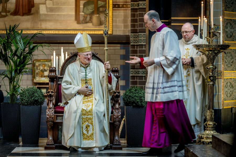 Veinte años de la FSSP en Ámsterdam: Mons. Hendriks celebrará la Misa tradicional