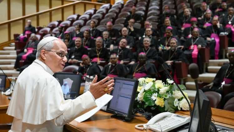 León XIV a los nuevos obispos: «Somos obispos, pero ante todo somos discípulos»