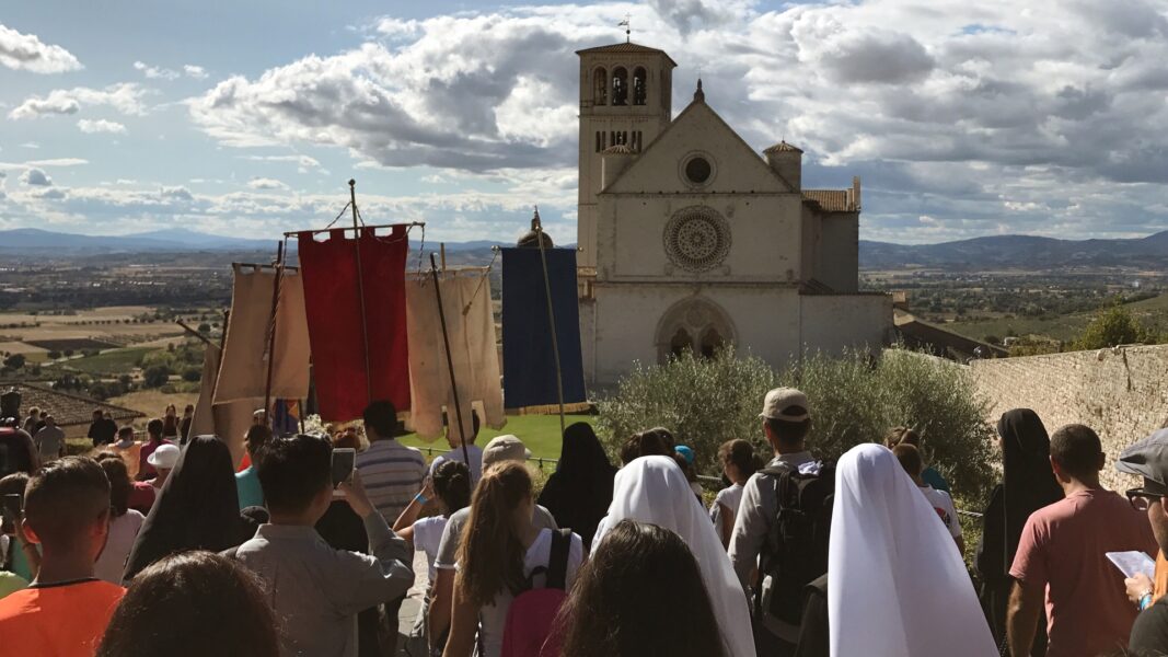 De Lourdes a Mariazell y ahora Asís: continúan las restricciones a las peregrinaciones de la FSSPX