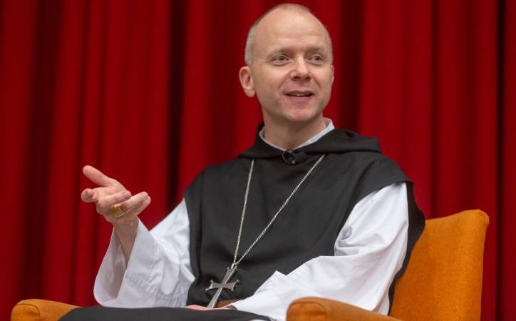 Mons. Varden sets forth a welcome to the foreigner that preserves the identity of each nation: "It is lawful to care for one's own culture and tradition"