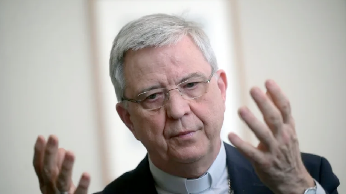 «La necesidad me obliga»: El obispo de Amberes avanza en su plan para ordenar sacerdotes a hombres casados en 2028