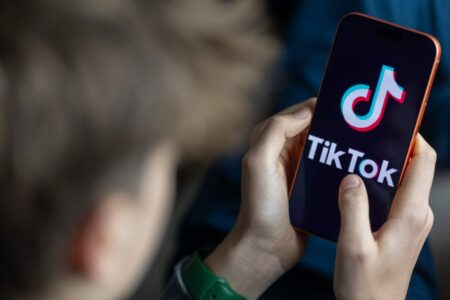 Egipto encarcela a seis jóvenes cristianos por un vídeo de TikTok