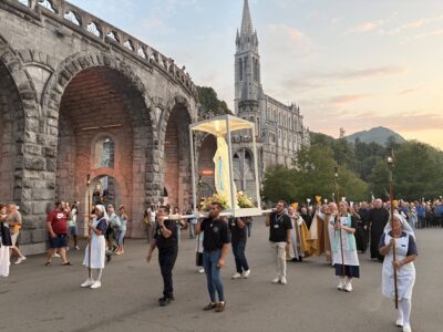 la Virgen Hospitalaria recorrerá las calles de Cuenca en una procesión de antorchas.