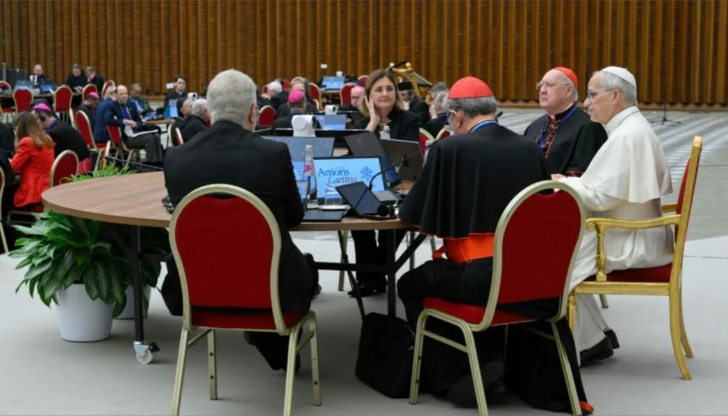 El encuentro sobre Amoris laetitia esquiva la nota 351