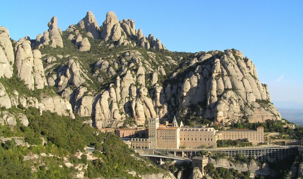 La Abadía benedictina de Montserrat: experimentos litúrgicos, modernismo y catalanismo