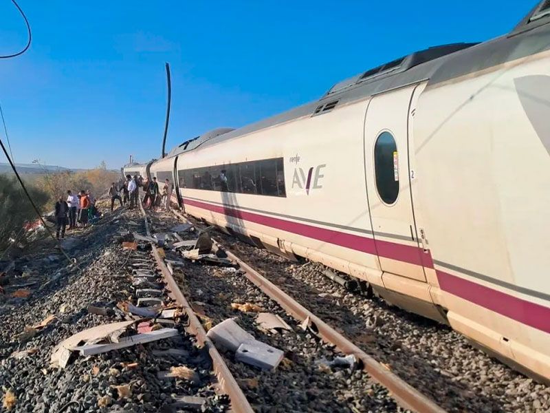 Los obispos españoles piden oraciones por las víctimas del accidente ferroviario de Toledo