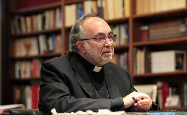 Mons. Sanz Montes reivindica en el Senado el derecho de los católicos a intervenir en la vida pública
