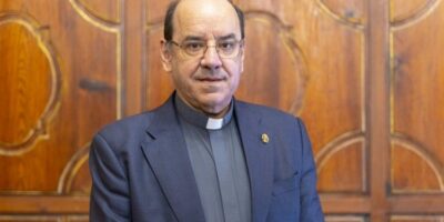 Roselló apuesta por una Iglesia «más horizontal que vertical» en Navarra: «Que no solo decida el sacerdote»