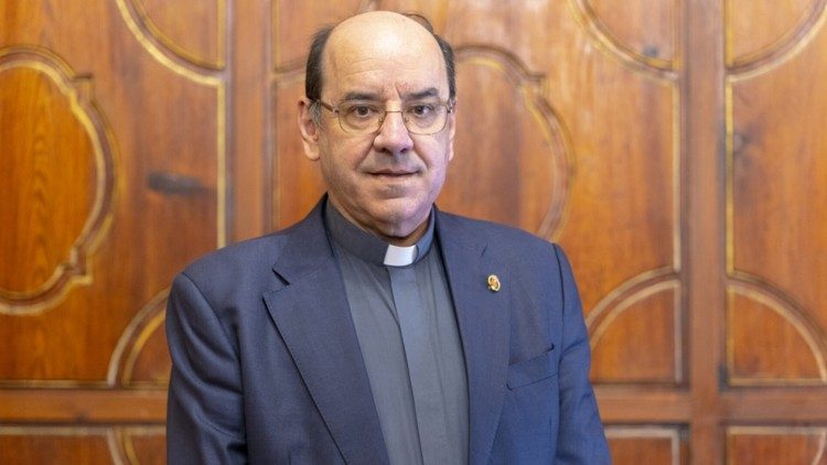 Roselló apuesta por una Iglesia «más horizontal que vertical» en Navarra: «Que no solo decida el sacerdote»