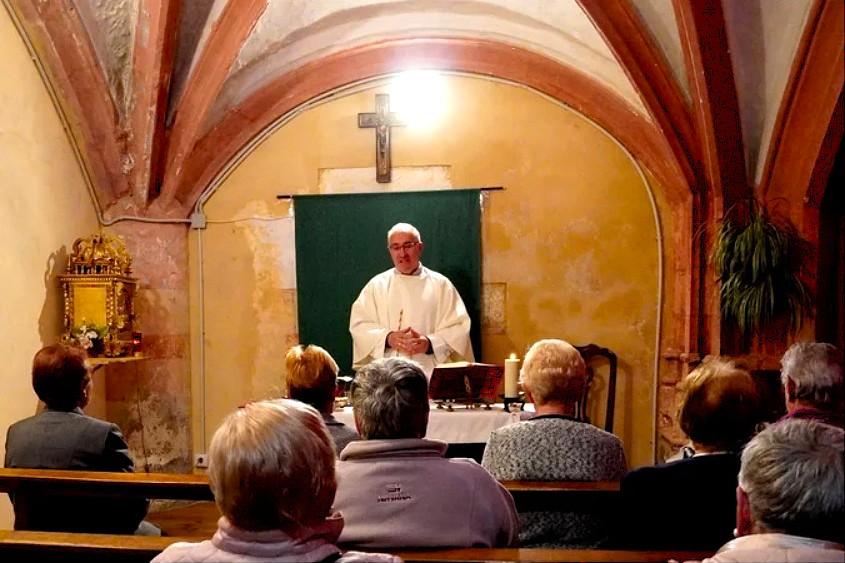 TRIBUNA. Dolor en la Iglesia: las parroquias