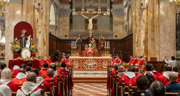 Pizzaballa pide una presencia católica abierta a todos pero «sin renunciar a la claridad de la fe»