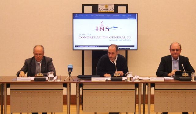 Continúa la caída en picado de los jesuitas