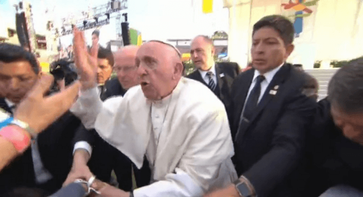Caos en las finanzas del Vaticano, el Papa Francisco acepta la dimisiòn del Revisor de cuentas, estamos ante un nuevo vatilaeks