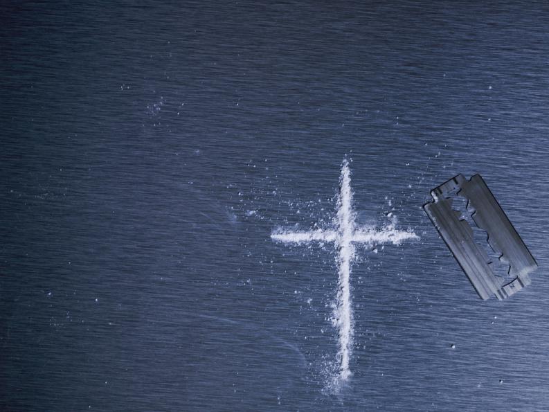 Tráfico de Pedopornografía y cocaina en Vaticano, entrevista a Gianluigi Nuzzi, entierro del último Rey, bendición del «bambinello».