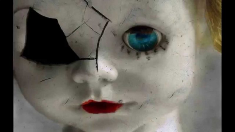 El mal chileno se contagia en Italia, Becciu aparcado entre santos, Francisco el defensor de los gays, Vaticano y política.