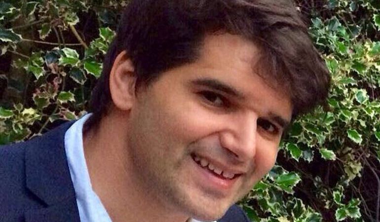 ELEGÍA AL HÉROE DEL MONOPATÍN