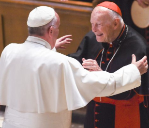 El ex nuncio En Estados Unidos sobre el escándalo McCarrick: «Francisco sabía. Que renuncie»