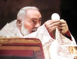 Padre Pio perseguido por el Vaticano, los comunistas criminales y amigos, el pasado de Papa Francisco, las oportunas aclaraciones.