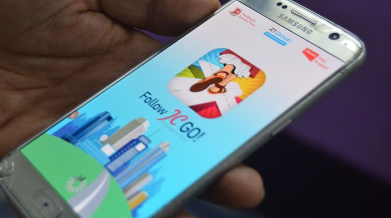 Los obispos de aeropuerto, los espías de Franco, Follow JC Go, discernir Medjugorje, el fin de Castelgandolfo, los LGTB.