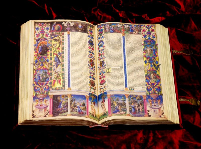 El Papa Francisco de visita a la Inmaculada y el Messaggero, los hechos son los hechos, global compact Vaticano, el biblista Ravasi.