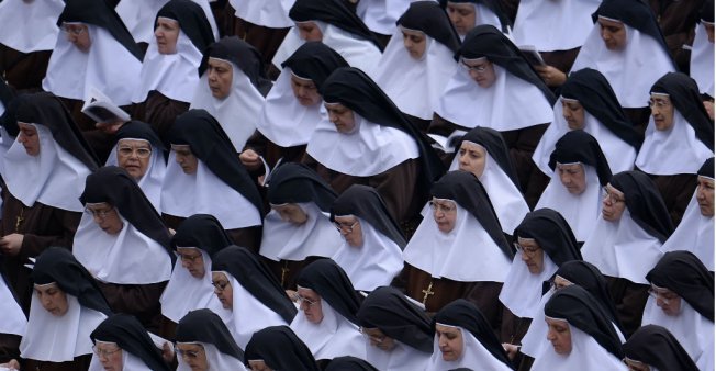 ¿El Papa Francisco gay friendly? , el celibato y la castidad, monjas y criadas, las pésimas inclinaciones  políticas.