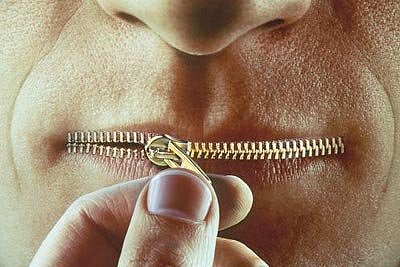 Esconderse nada resuelve, de Zanquetta todos sabían, cosas Chinas, timadores romanos.