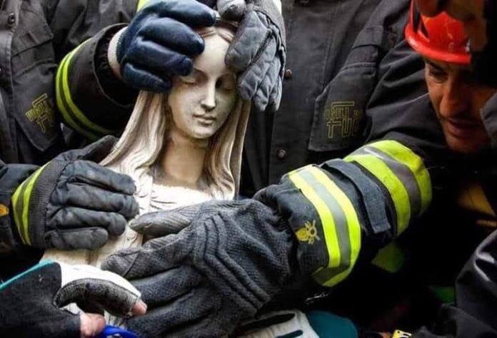 Salvemos Notre Dame, el invisible obispo de París, el Papa Francisco llega tarde y sin dineros, la horticultura del Vaticano en China, el calentamiento global.