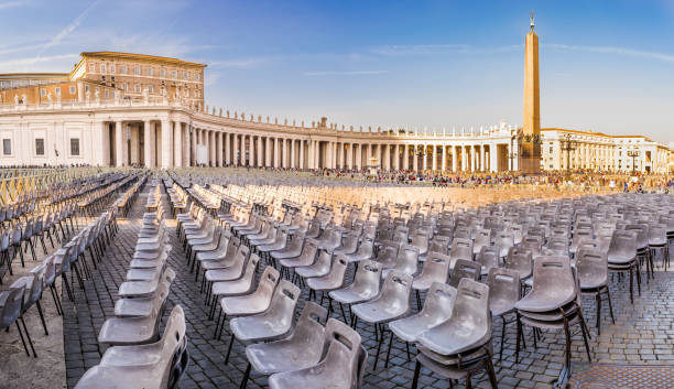 El pueblo abandona al Papa Francisco, el gran maestro, el padre Amorth y Medjugorje, gretinos y anti gretinos, el cardenal Zen, Bolsonaro y sus amazonas.