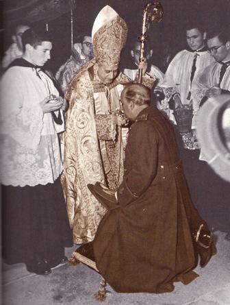 FRANCO Y LA IGLESIA: DEL AGRADECIMIENTO Y LA LEALTAD AL OPORTUNISMO, LA TRAICIÓN Y LA INGRATITUD