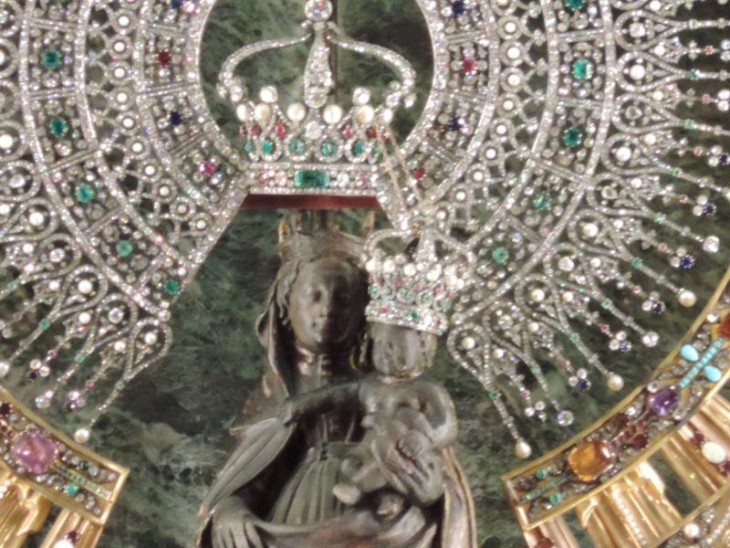 El magisterio de los papas sobre el sufrimiento y la enfermedad. San Juan Pablo II en Zaragoza. Tiempos de silencio y oración.