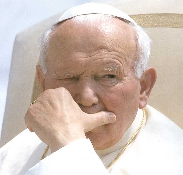 Los masones felicitan al Papa Francisco, el Vaticano reabierto y vacío, Juan Pablo II el santo grande, ¿persecución en España?