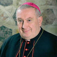 Un obispo teólogo rompe el silencio contra las “banalidades” de Viganò y socios