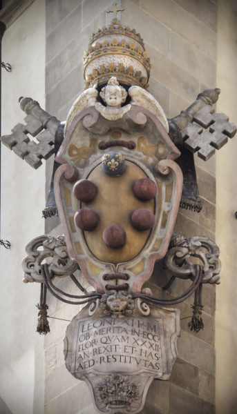 Los balances apestados del Vaticano, Ruini no ‘sintoniza’ con Papa Francisco, las células de los jesuitas.