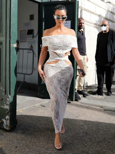 La noche de conflictos del Papa Francisco, los dos señores del Vaticano,  Benedicto XVI crece, Viktor Orban, Kim Kardashian y la pachamama.